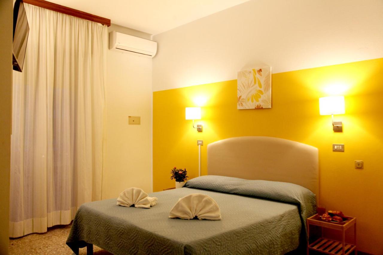 Hotel Alfa Anche In All Inclusive Rimini Exterior foto