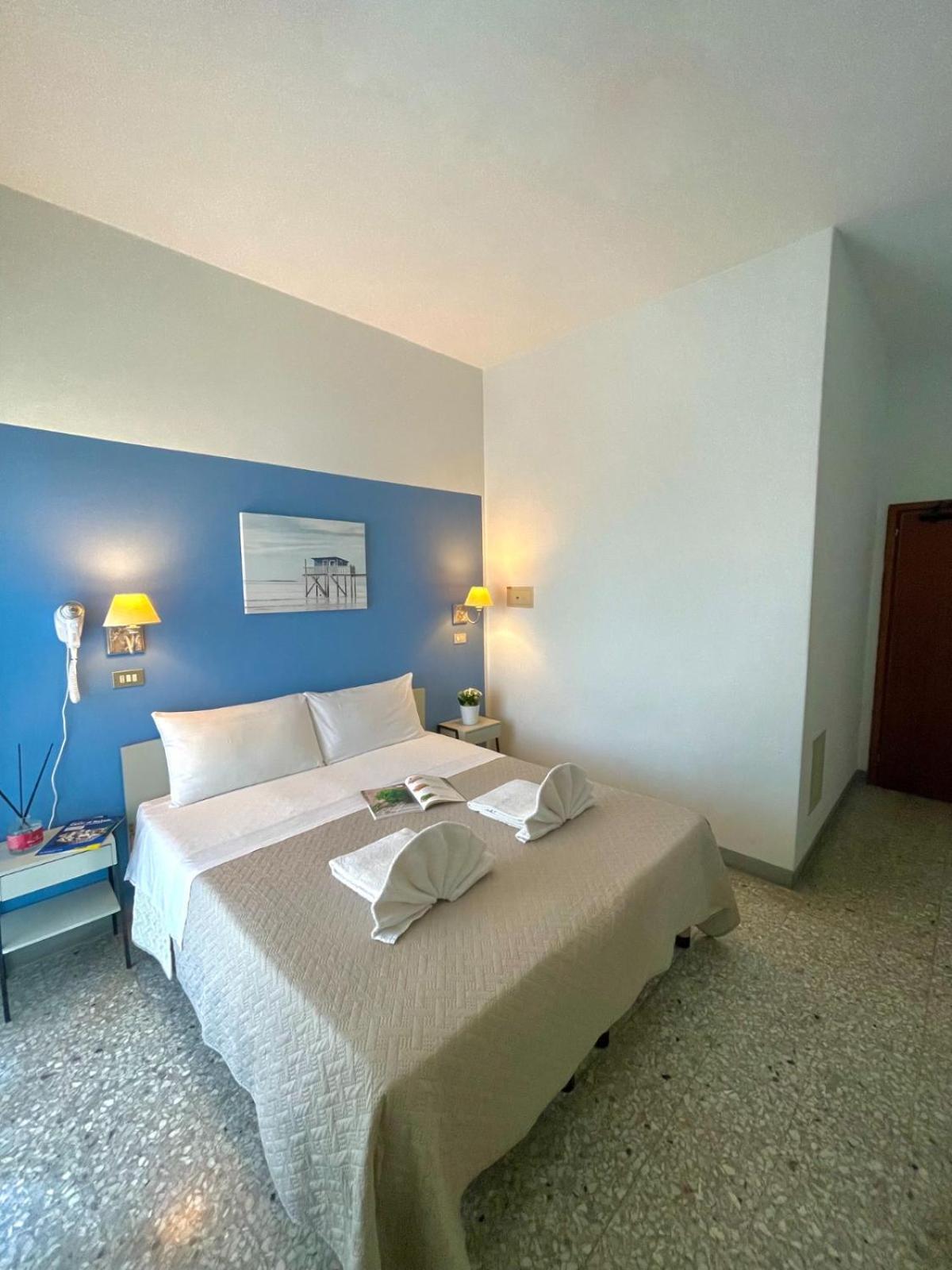 Hotel Alfa Anche In All Inclusive Rimini Exterior foto